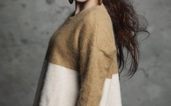 老师摸自己下面摸出白浆视频